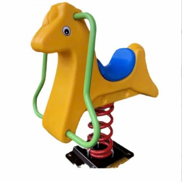 Thú nhún lò xo ngoài trời