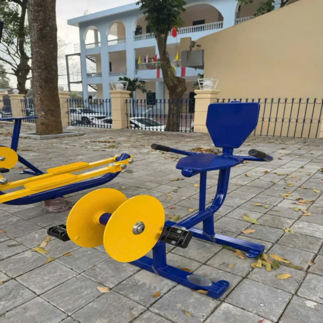 Ghế tập chân ngoài trời